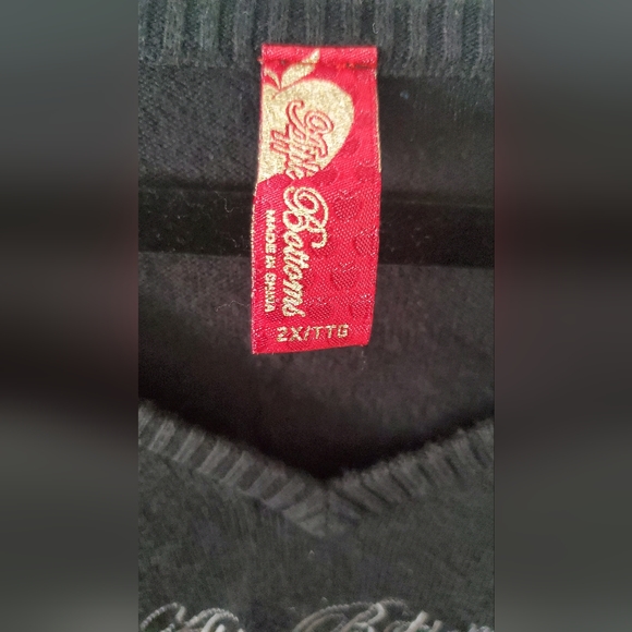 Apple 🍎 Bottoms - Picture 12 of 13